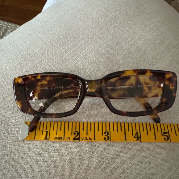 Gucci Eyeglasses - Picture 8 of 10